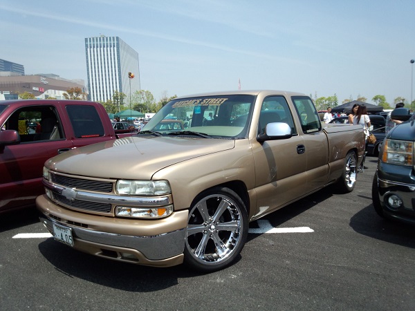 sale/01silverado3.jpg 